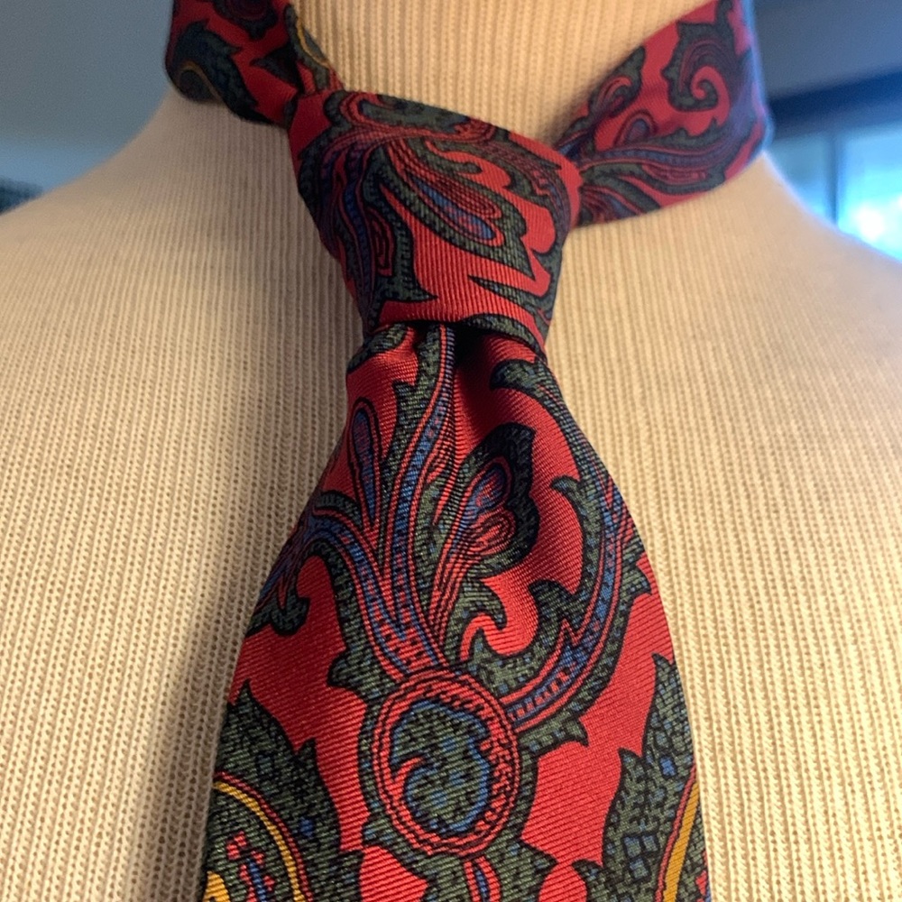 RALPH LAUREN POLO PAISLEY SILK TWILL NECKTIE.